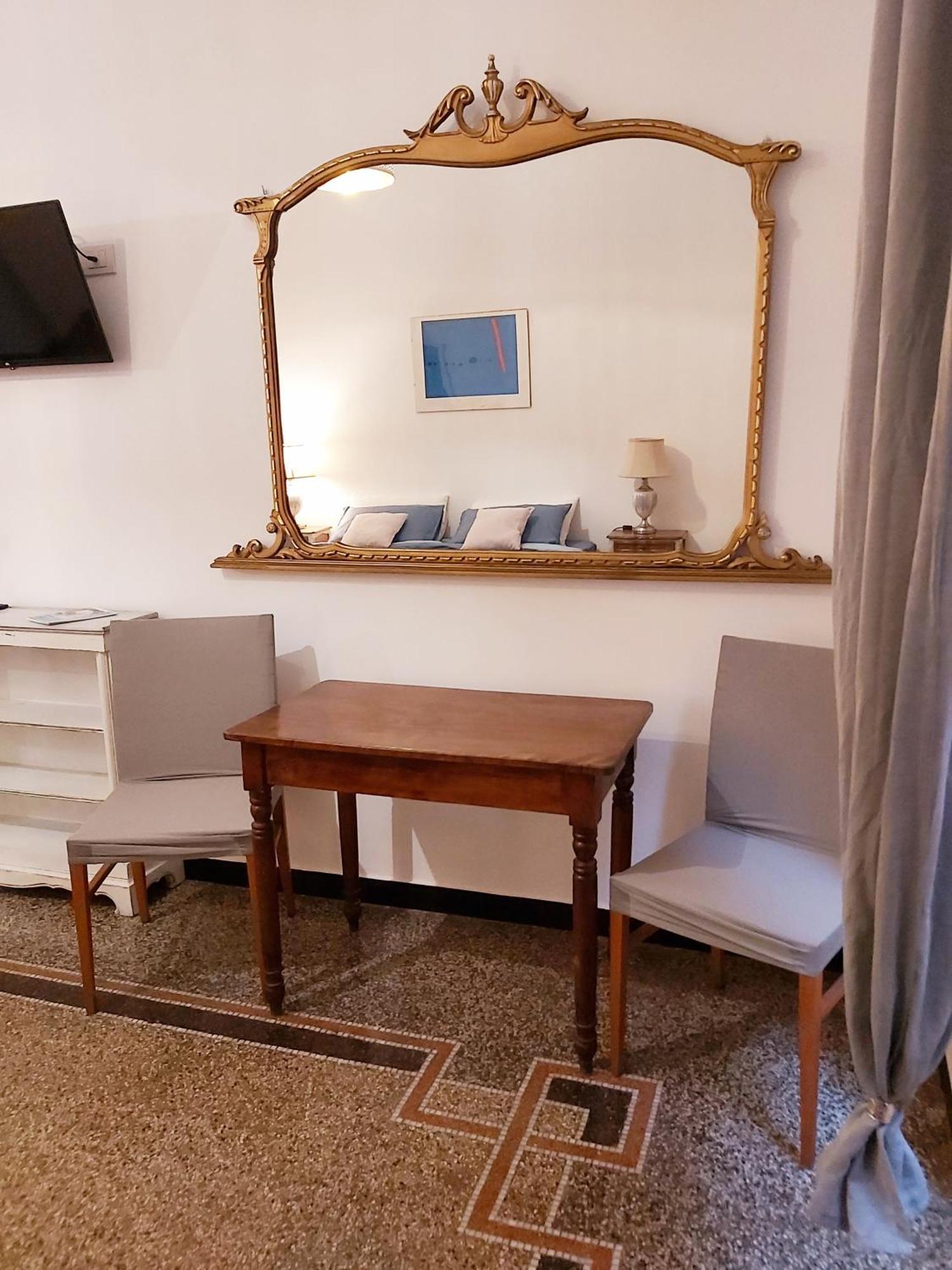 Central Chic Apartment Genoa Luaran gambar