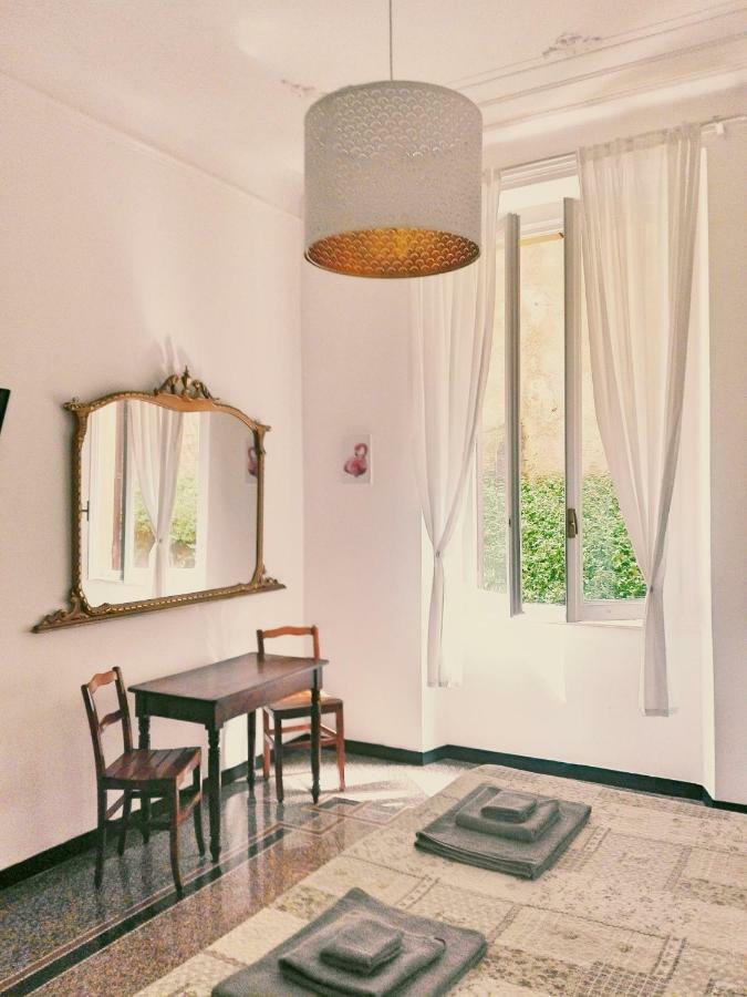 Central Chic Apartment Genoa Luaran gambar