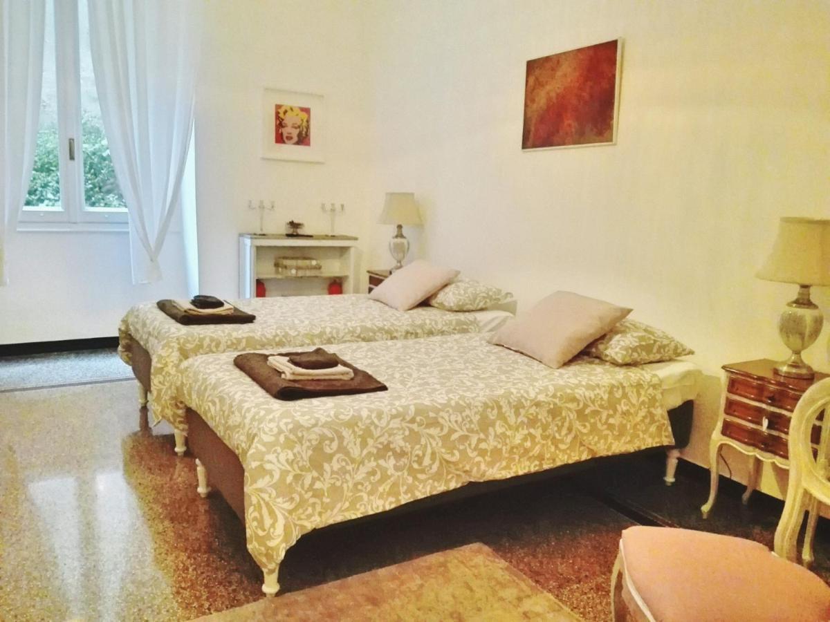 Central Chic Apartment Genoa Luaran gambar